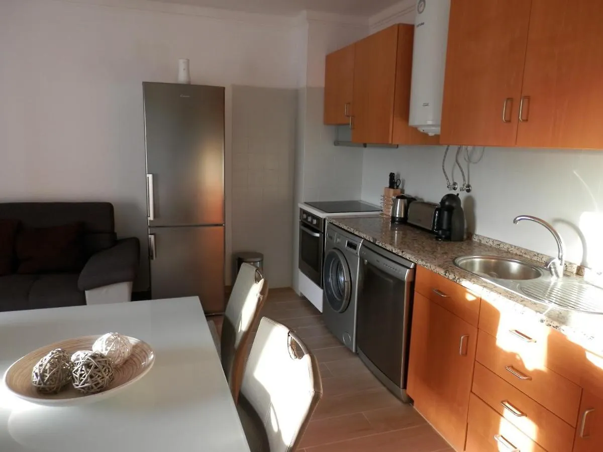 Beach 2Min Walk Apartment Portimao 0*,